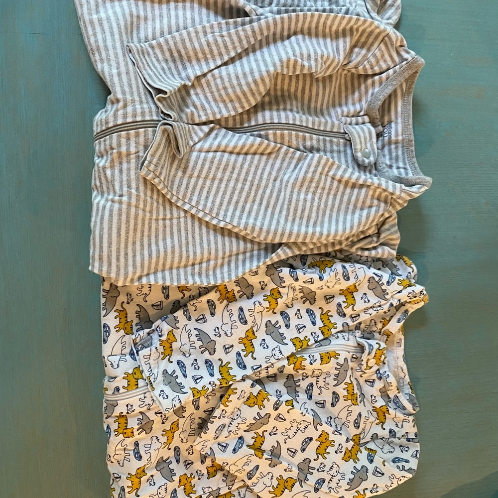 NWOT Carter’s 2pk footie sleep set 9m